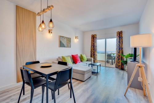 Bright and modern apt in Costa Adeje