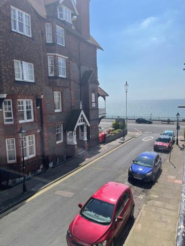 Beautiful Seaview 2 Bedroom Apartment photo 12
