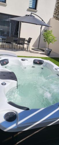 Le Béluga spa Aéroport Nantes Bouguenais Rezé