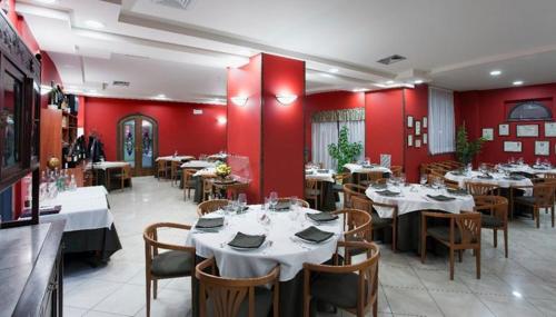 En restaurant eller et andet spisested på Hotel Scrivano