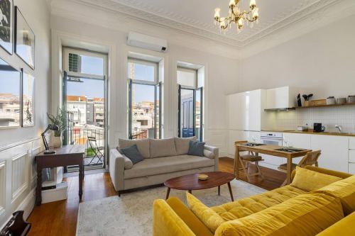 Stylish Downtown Apartment