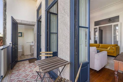 Stylish Downtown Apartment