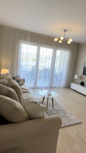 Luxury Old Town Apartment with Sea View