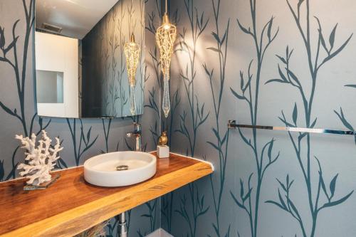 Koupelna v ubytování Harmonious Apartment in Loft Cap Cana D4D