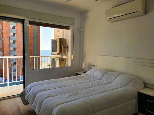 First line apartment with 3 bedrooms and seaviews