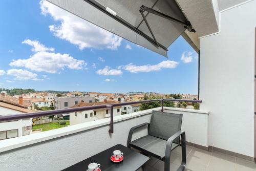 Apartment White