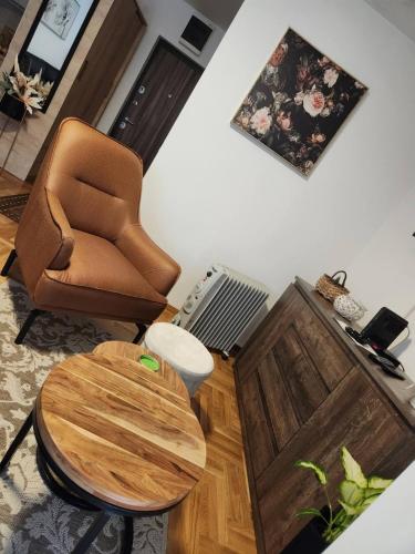 Ein Sitzbereich in der Unterkunft Apartman TIM LUX 1