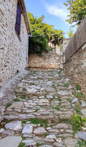 Φωτογραφία από το άλμπουμ του San Lorenzo Cottage - Παραδοσιακά Πέτρινα Δωμάτια στον Άγιο Λαυρέντιο