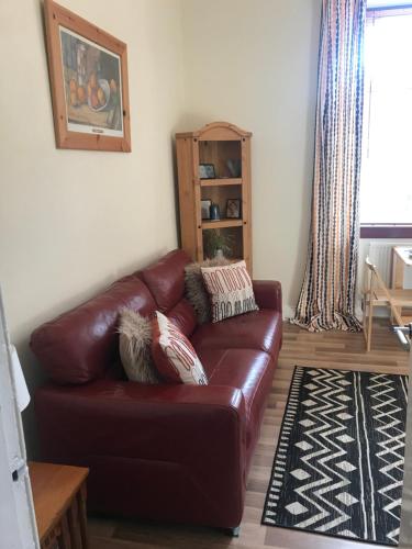 Area soggiorno di Hillview, Ground floor apartment, Largs