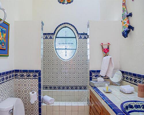 a bathroom with a toilet and a sink and a shower at Casa Don Pascual Hotel Boutique Sweet Home in San Miguel de Allende