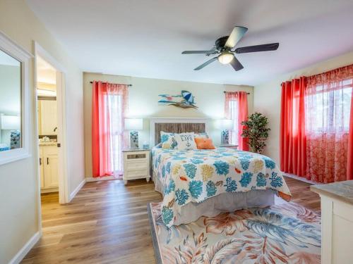 Gallery image of Englewood, Manasota Keys - 2 Bedroom Luxury Villa, Pool, Game room, 6 min to Beaches next to Canal in Englewood