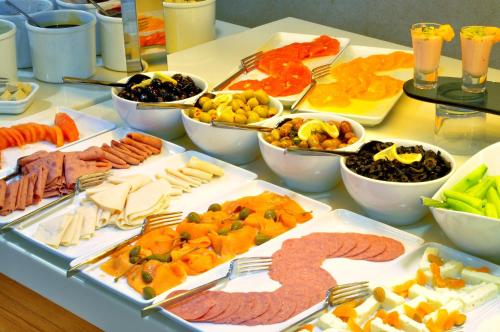 Mad på hotellet eller i nærheden