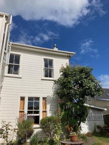Honeysuckle House – Photos 4