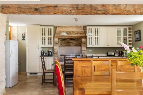 Dapur atau dapur kecil di Domaine de Rambeau