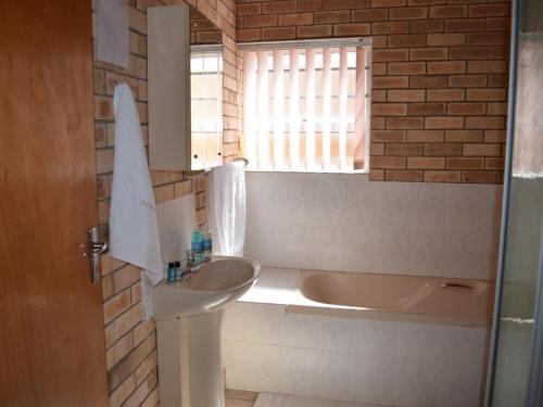 Surfpoint 9, Jeffreys Bay (updated prices 2024)