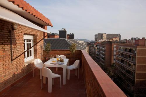 Isabella's House