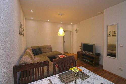 Apartment Adnan 2229
