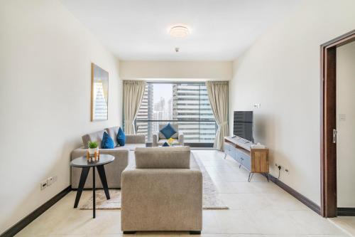 Gallery image of Goldcrest Views - 2BR Apartment - Allsopp&Allsopp in Dubai