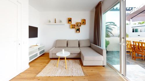 Fotografia z galérie ubytovania Home2Book Comfy Ohana Garden Corralejo, Pool v destinácii Corralejo