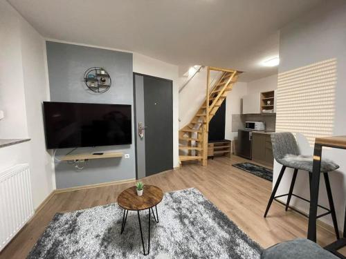 Apartman 4YOU Central station - GARAGE - Self check in