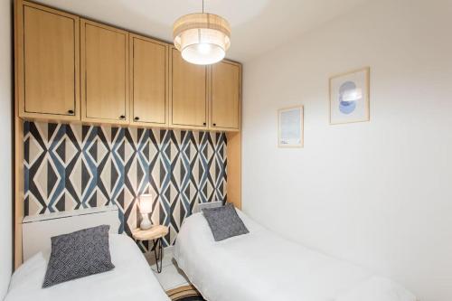 C16 - 2 BDR Rue Antibes 4 min Palais Festivals - AC & Terrace photo 2