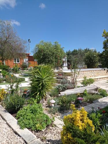 Κήπος έξω από το Quinta das Hortênsias I Quinta do Sol