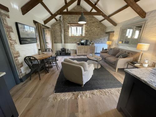 Orchard Barn – Photos 2