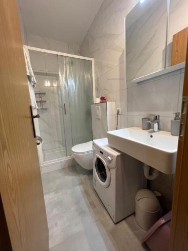 Kúpeľňa v ubytovaní Apartments Krivic