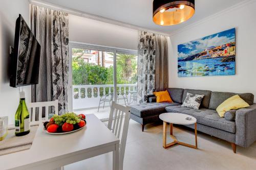 Two bedroom apartment near the ocean