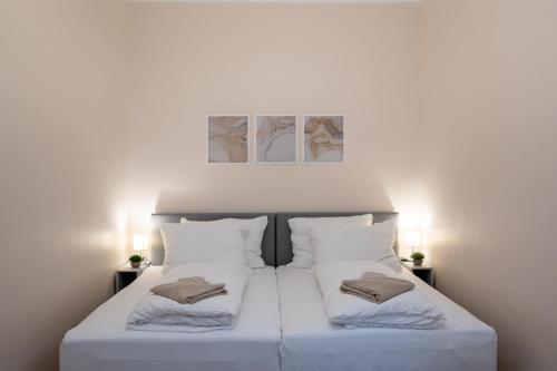 Spacious Prater Apartment l AC l Sleeps 4