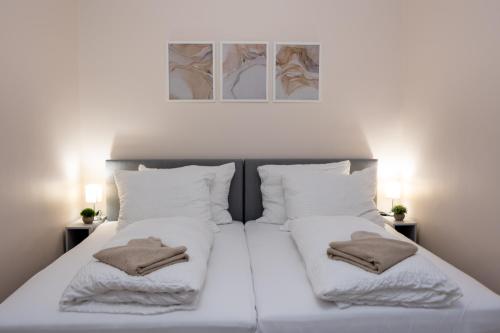 Spacious Prater Apartment l AC l Sleeps 4