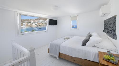 Villa Mykonos Heaven - Sea View & Outdoor Hot Tub