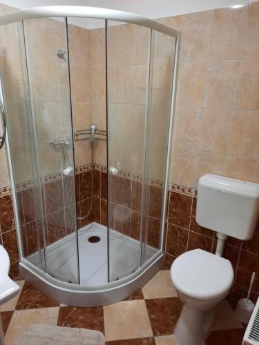 Ένα μπάνιο στο Ambrózia Guesthouse