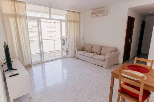 2 Bedroom Apartment Lloret de Mar Terrace & Pool