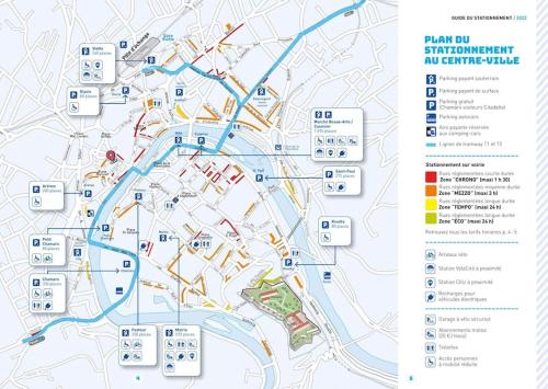 um mapa da cidade de Berlim com as diferentes estações em Studio vieille ville em Besançon