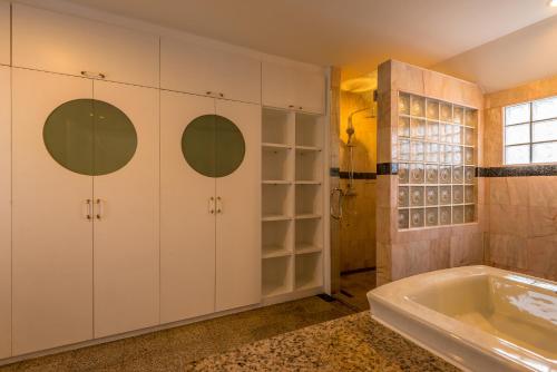 Gallery image of Chiangmai Singharat Road Villa in Chiang Mai