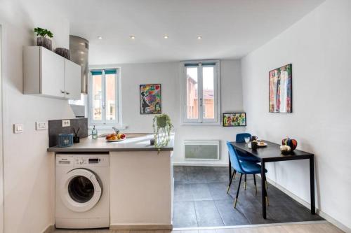 L5 2mins Walk to the Beach Heart of Old Town Nice