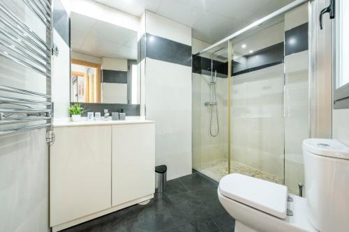 Luxury apartments in Barrio Palacio photo 127