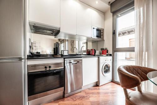 Luxury apartments in Barrio Palacio photo 143