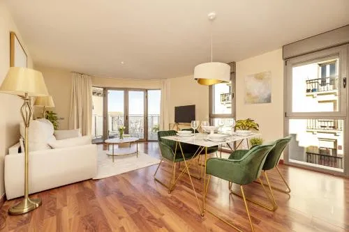 Luxury apartments in Barrio Palacio photo 3