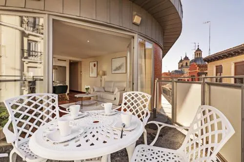 Luxury apartments in Barrio Palacio photo 9