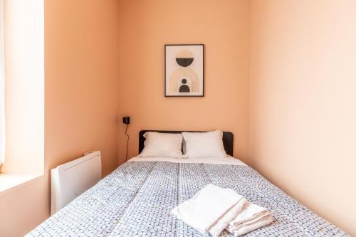 Кровать или кровати в номере Cosy F3 Lamartine 102 Coeur-Centre