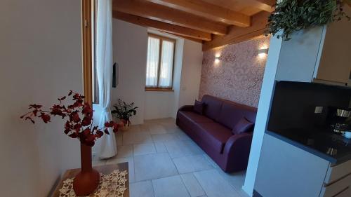 Χώρος καθιστικού στο GARDA BALDO APARTMENTS_VIVALDI