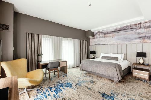 Atheneum Suite Hotel Image
