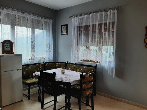 Galería fotográfica de Guesthouse Lula 2 en Tepelenë