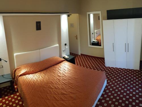 Hotel Diana – Photos 5