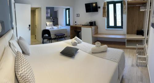 Gallery image of Antica Canea Luxury Rooms in Chania Town