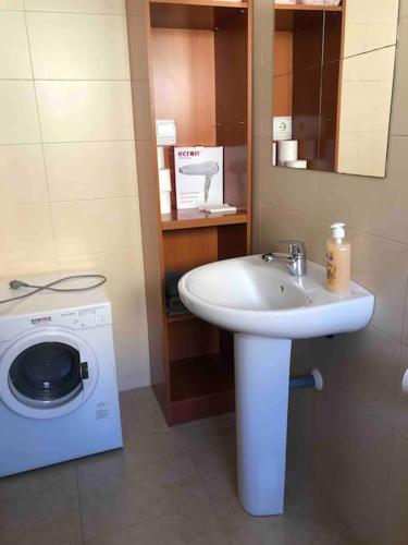 Apartamentos Primera línea playa cuatro