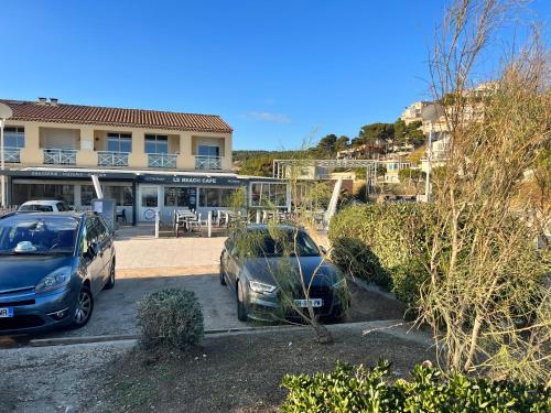 Photo de la galerie de l'établissement bel appart bord de mer plage du rouet, à Carry-le-Rouet
