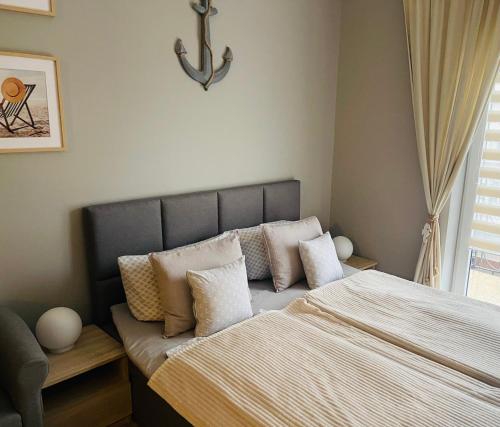 Posteľ alebo postele v izbe v ubytovaní Apartament- Blisko Morza- w Trzech Koronach z prv miejscem parkingowym w cenie!